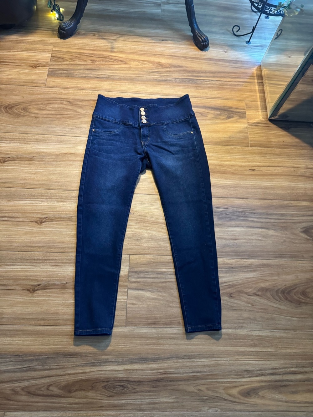 Bella brand Dark Blue High-Waist  4 Button Jeggings